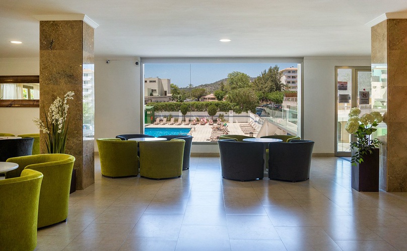 Lobby Apartamentos Sol y Vera Magaluf Mallorca